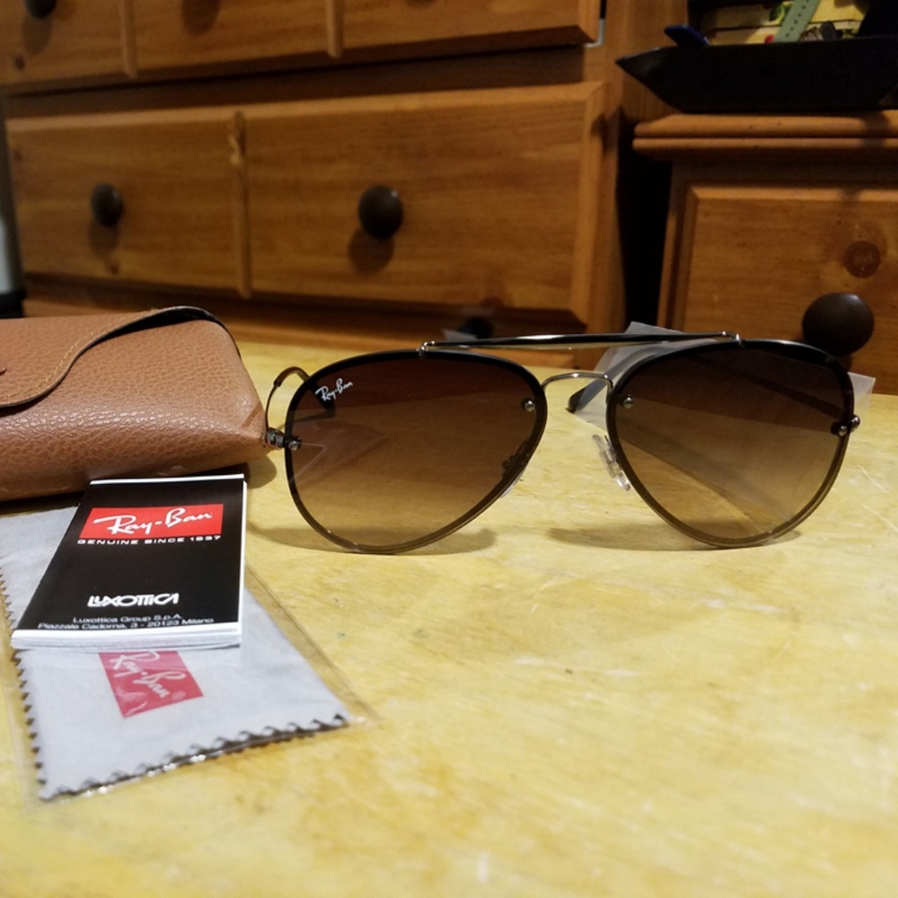 Brown Ray Bans